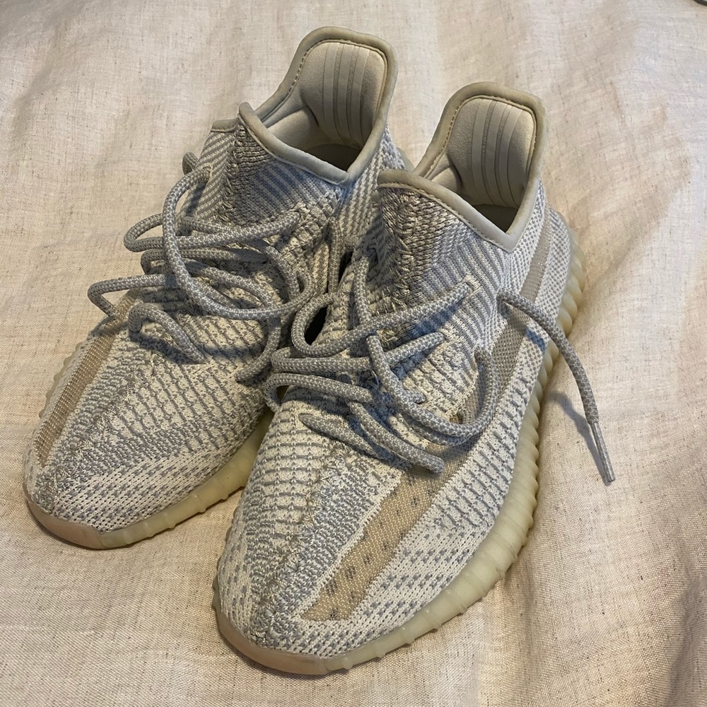COPY - Yeezy 350 Statics